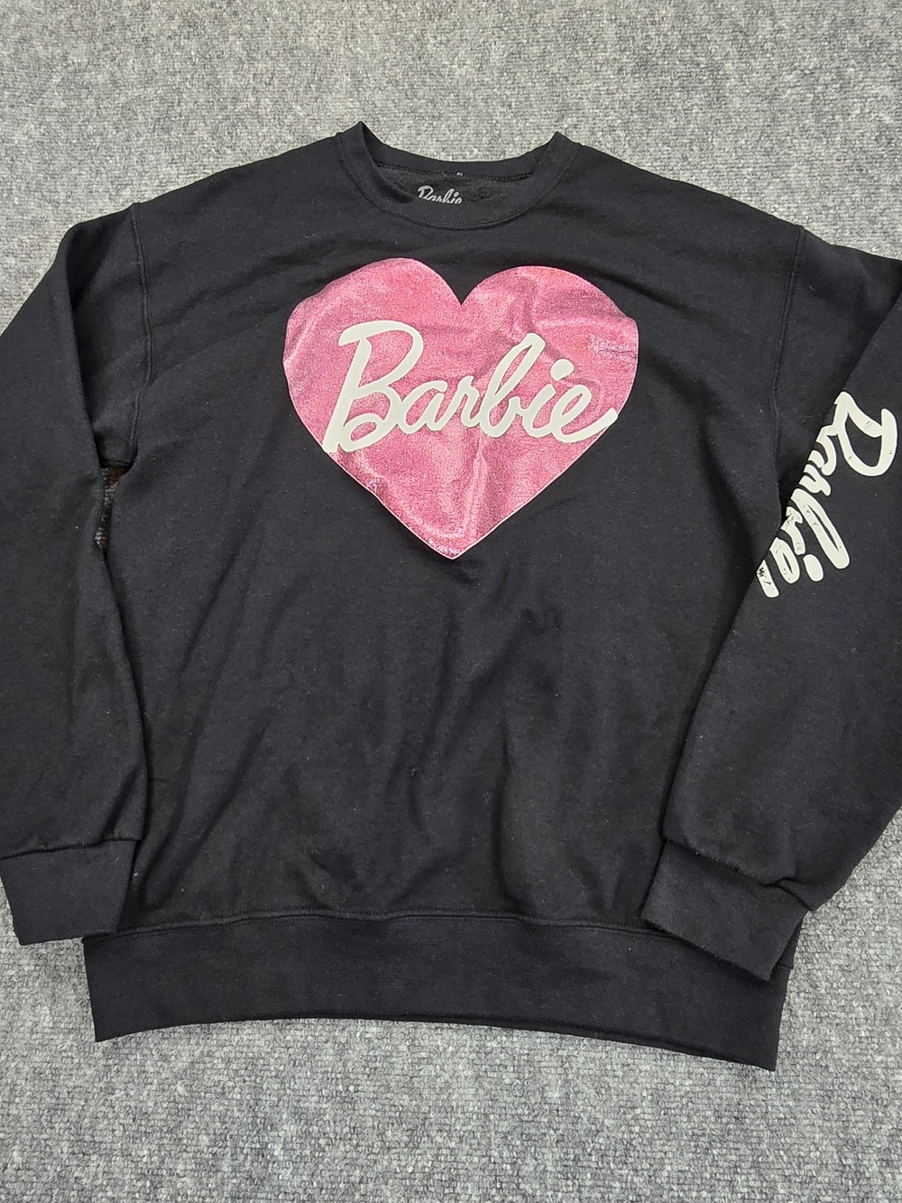 Barbie Womens Medium Crewneck Sweatshirt Black Pink Heart Logo Long Sleeve